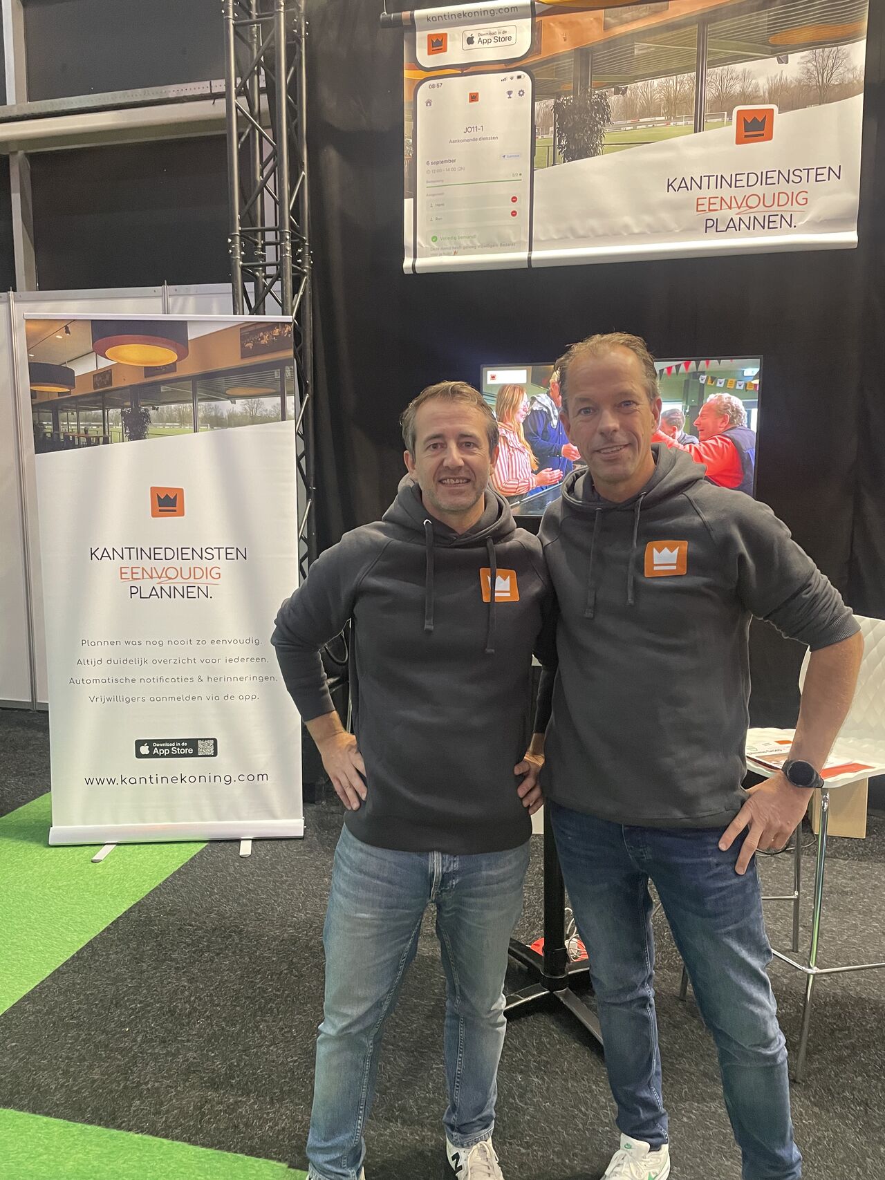 Peter en Hedde op de beurs